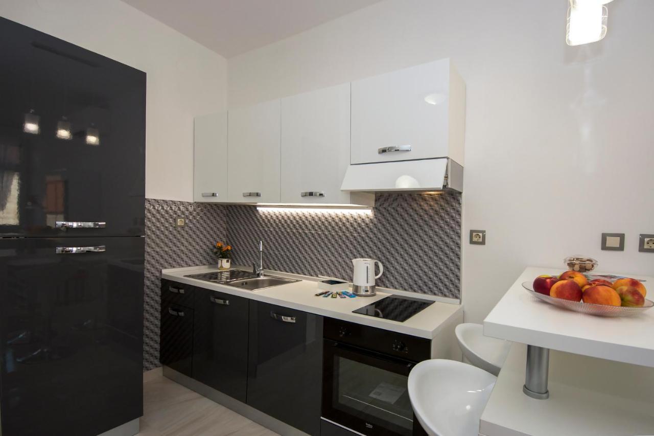 Sibenik City Center Apartment Sonia Екстер'єр фото